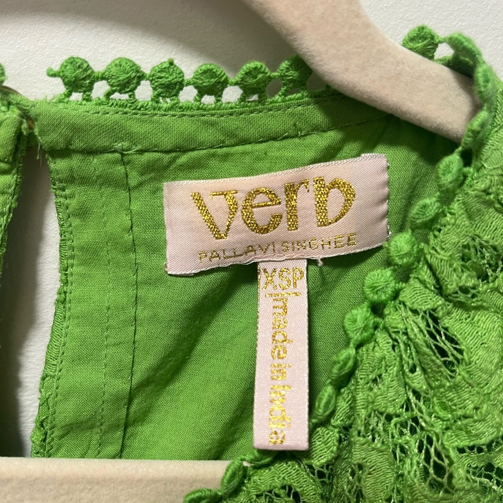 Vibrant Green Ruffled Dress - Picture 4 of 6